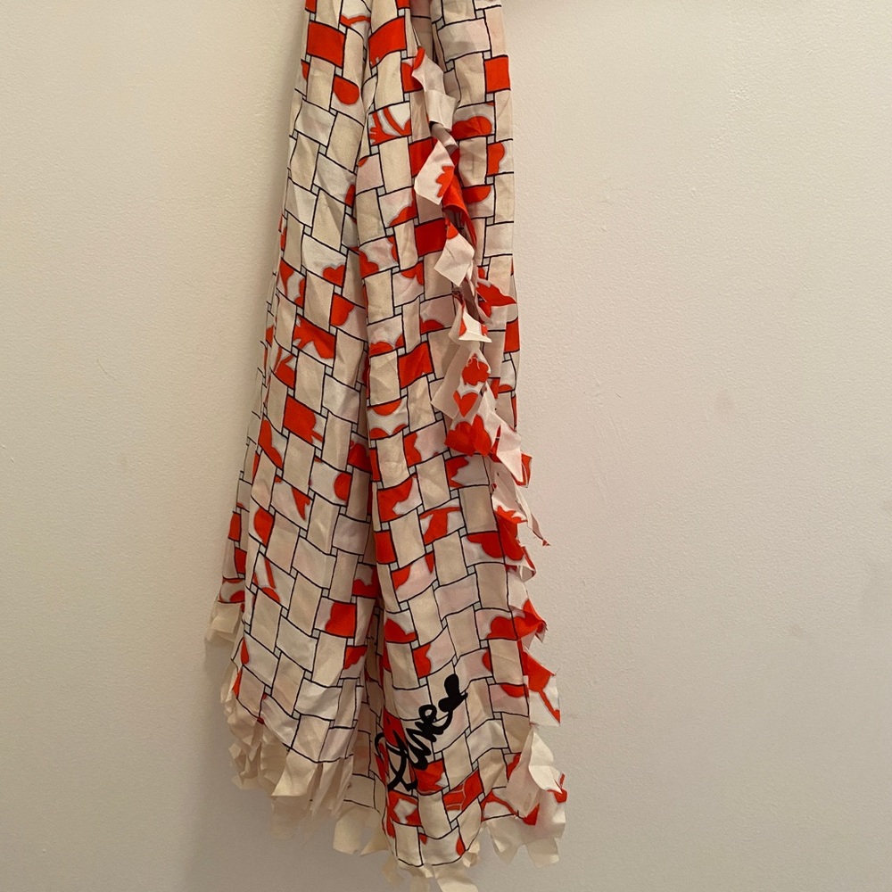 Diane von furstenburg scarf